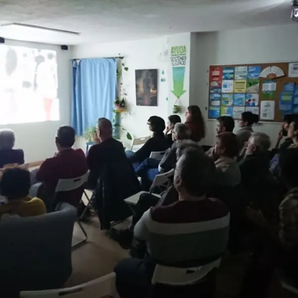 Crónica videofórum 15M, La Plaza